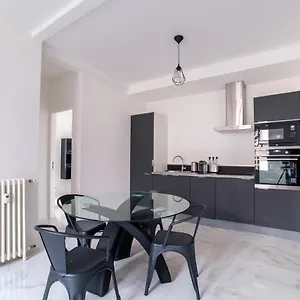 J Apartment Juan-les-Pins